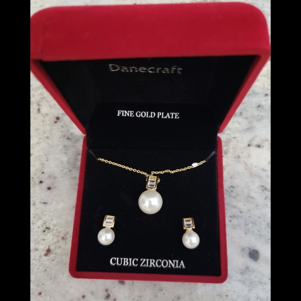 Danecraft,  necklace earrings set.